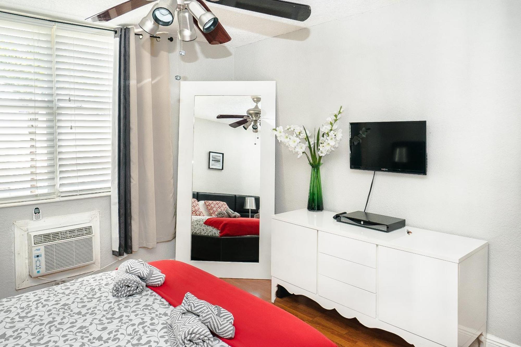 713 Miami Beach Apartments Dış mekan fotoğraf